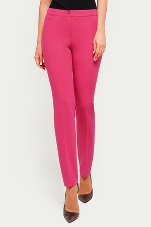 Klassische Damenhose in Amarant mit schmalem Bein